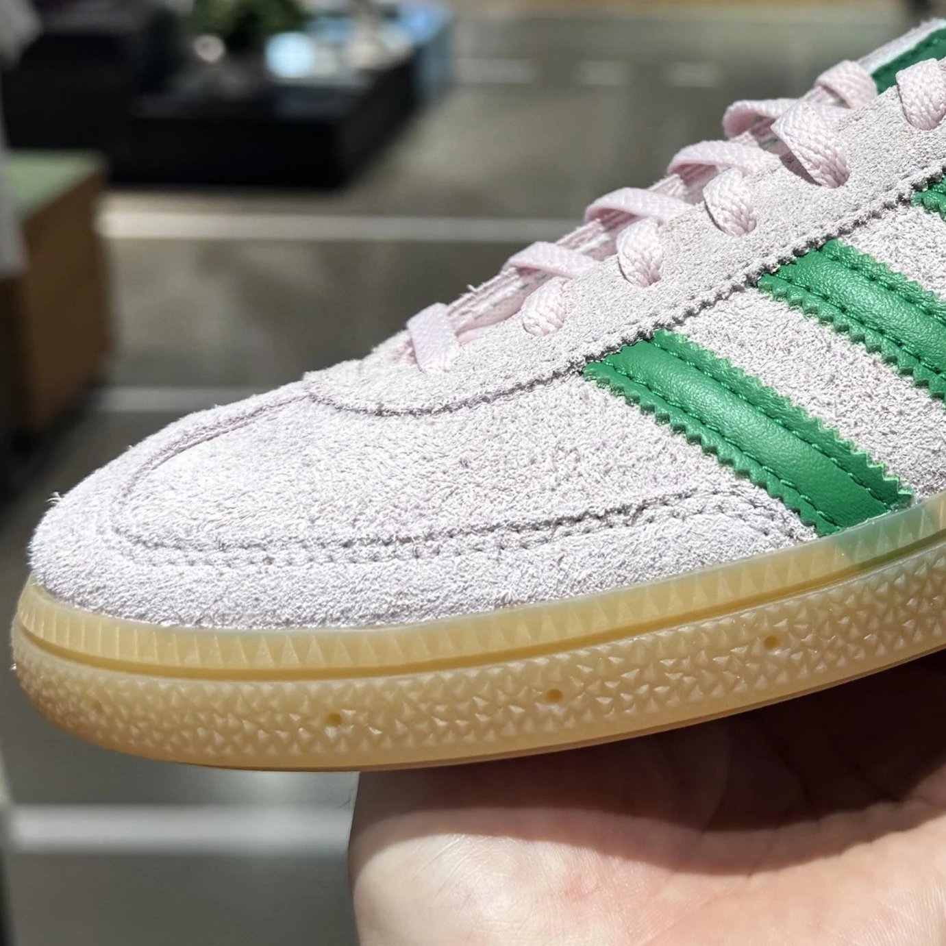 adidas Sneakers Samba low-top with three-stripe side design image 5