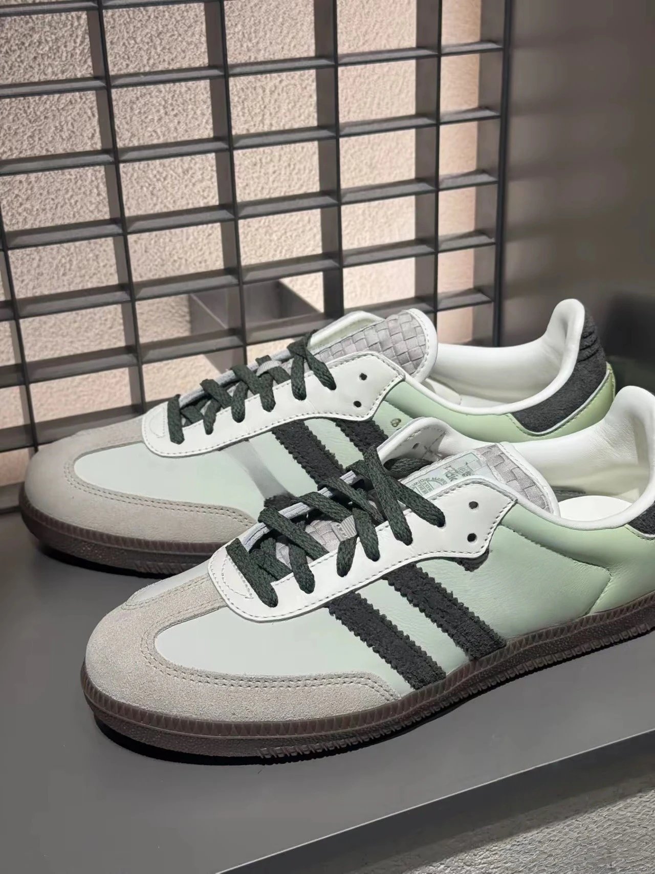 adidas Sneakers Samba low-top with three-stripe side design — Pure original version-18