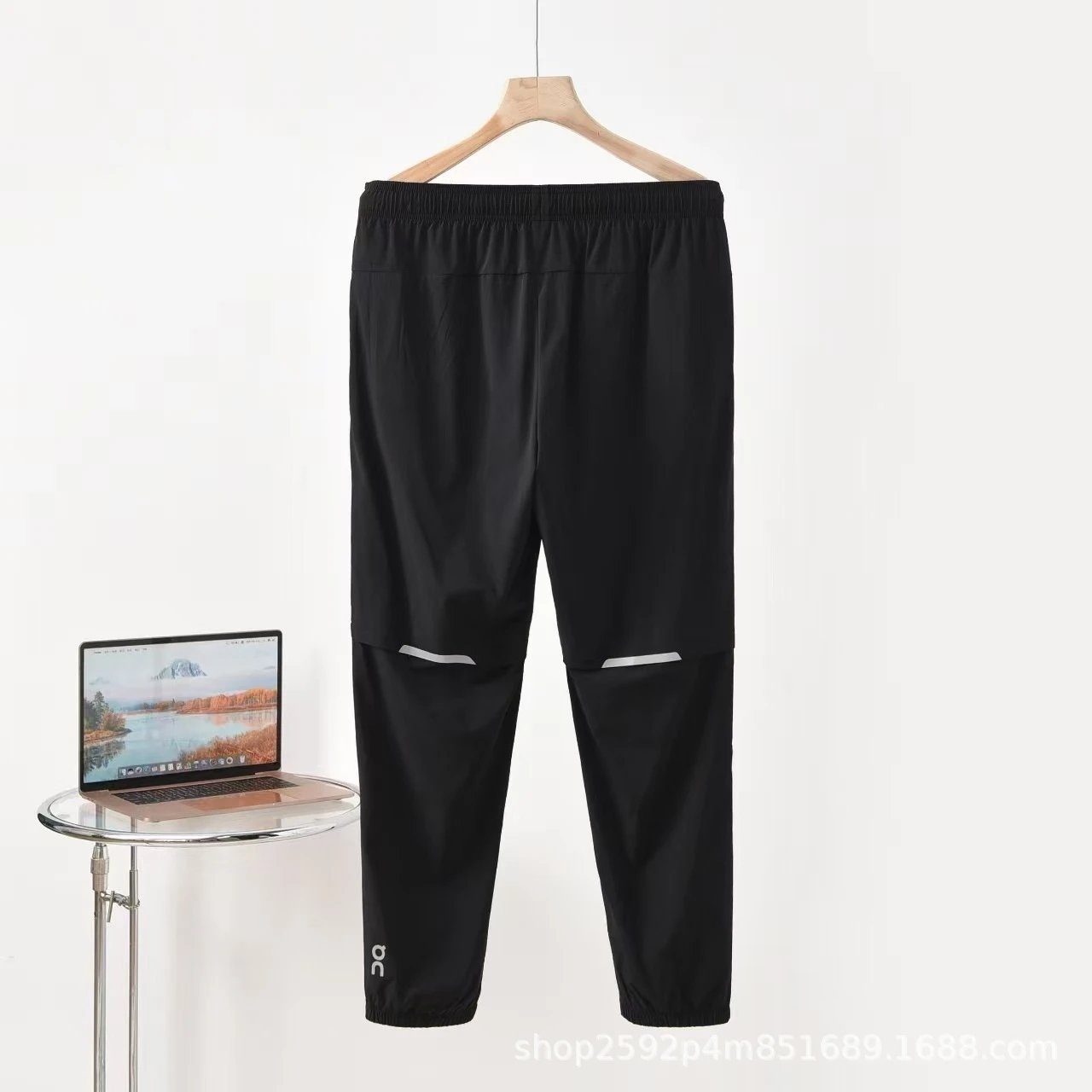 On Trousers Tapered Running Pants with Zipped Ankle Cuffs image 2