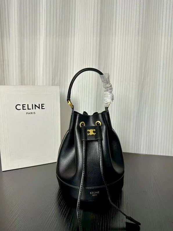 Celine Handbags Triomphe Logo Bucket Bag — Black 16*19*16 CM