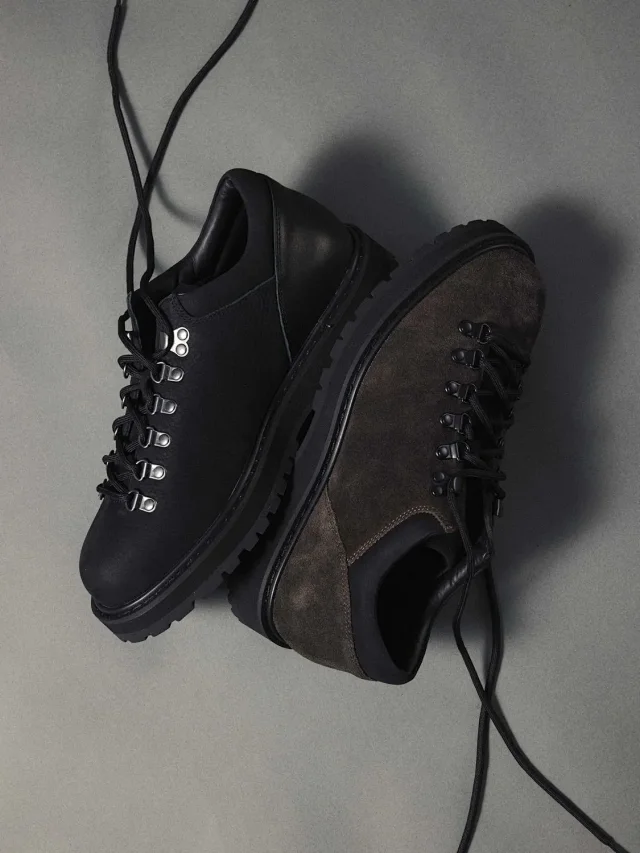 Unbranded Leather Shoes Low-Top Lace-Up with Metal D-Ring Eyelets and Lug Sole product detail image 21