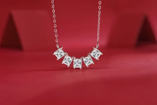 Unbranded Jewelry Moissanite Pendant Necklace product detail image 24