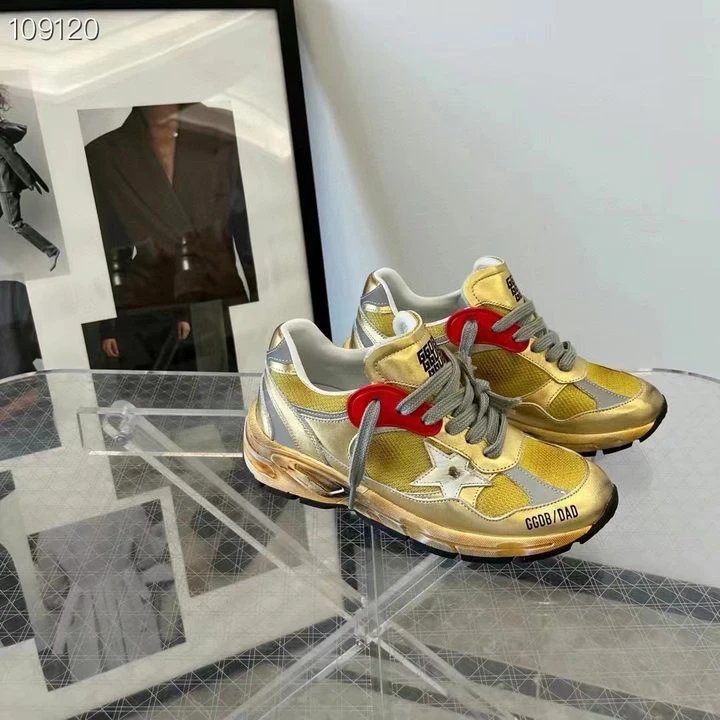 Golden Goose Sneakers Dad-Star Star-Panel — white