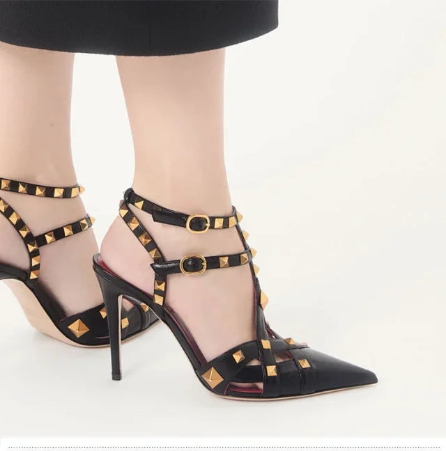 Valentino Garavani Sandals Rockstud pointed-toe caged ankle-strap high-heel product detail image 1