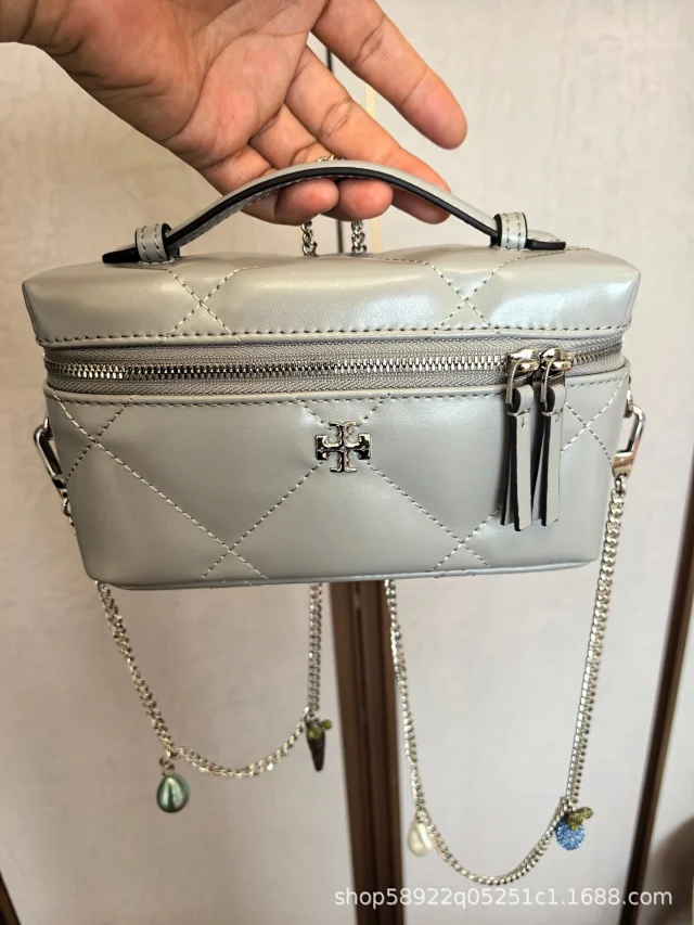 Tory Burch Crossbody Bags Quilted top-handle chain bag with double-zip closure product detail image 22
