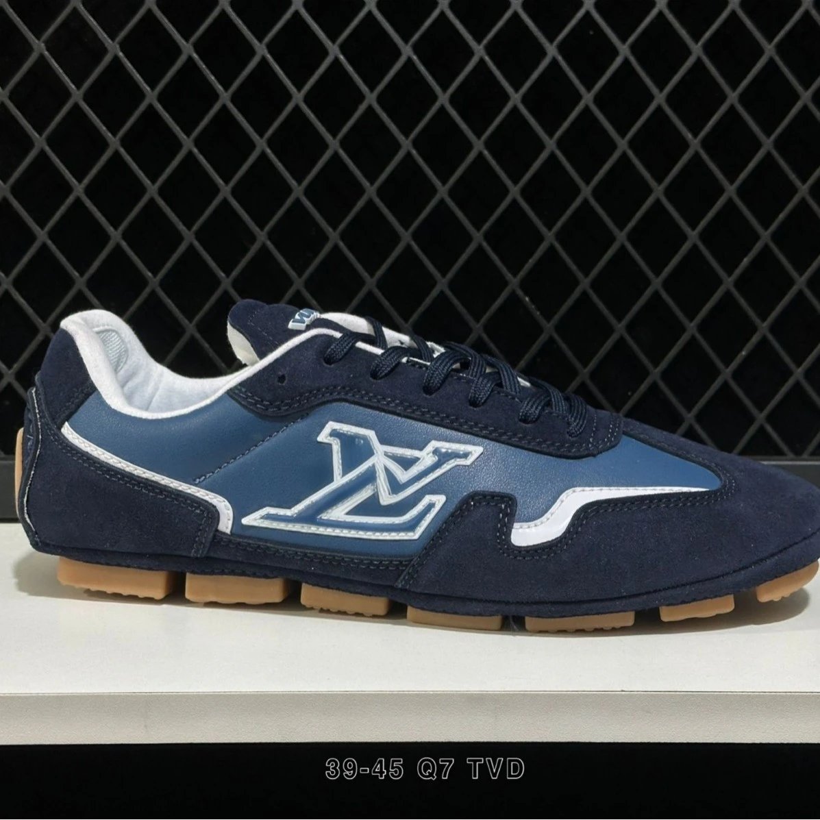 Louis Vuitton Sneakers Low-Top Lace-Up product image