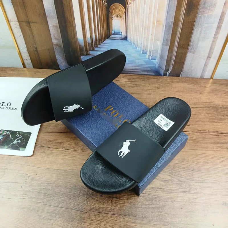 Polo Ralph Lauren Slippers Wide-strap slide with player emblem — Black