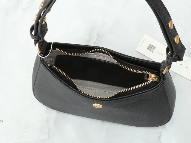 Tory Burch Shoulder Bags Crescent Bag product detail image 12