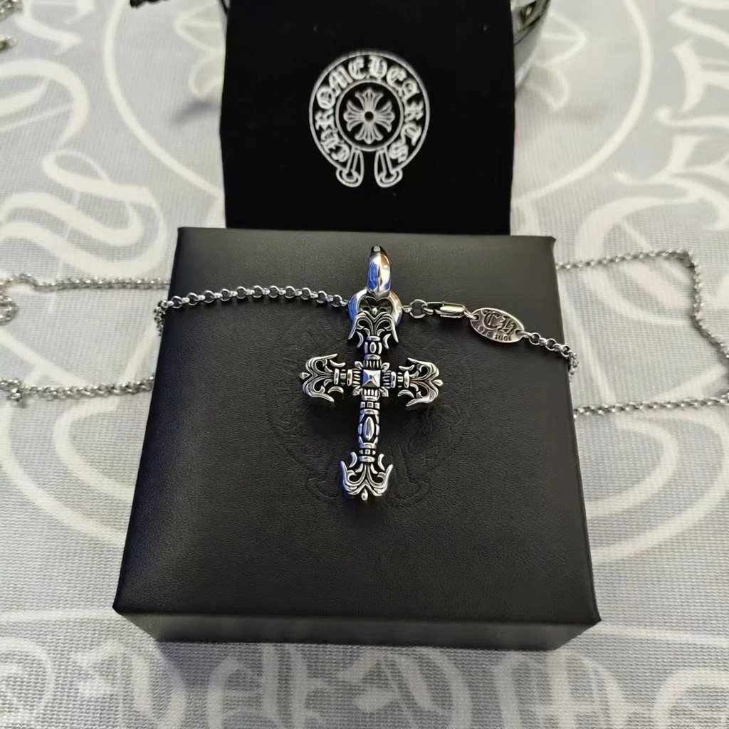 Chrome Hearts Jewelry Gothic Cross Pendant Necklace image 2