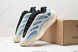 thumbnail for Low-top retro athleisure wear jogging shoes - CY