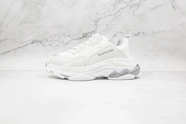 Balenciaga Shoes: seller detail photo 11