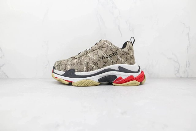 Balenciaga Shoes: seller detail photo 14