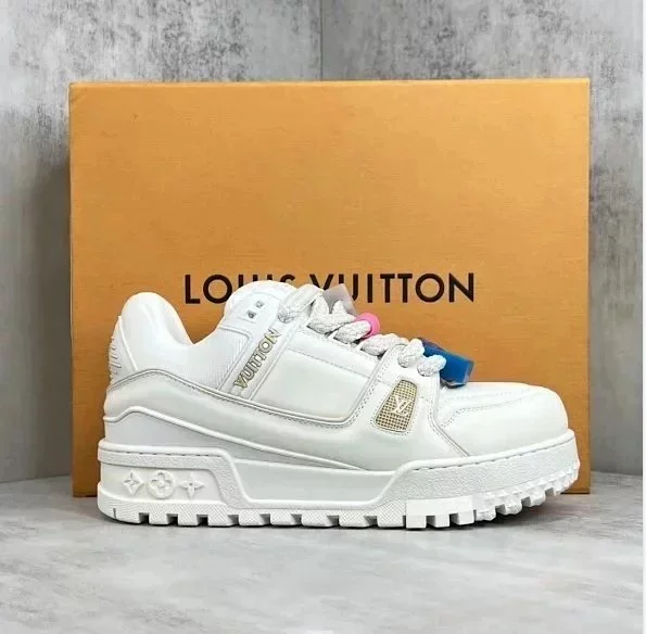 Louis Vuitton Sneakers LV Trainer low-top product detail image 2