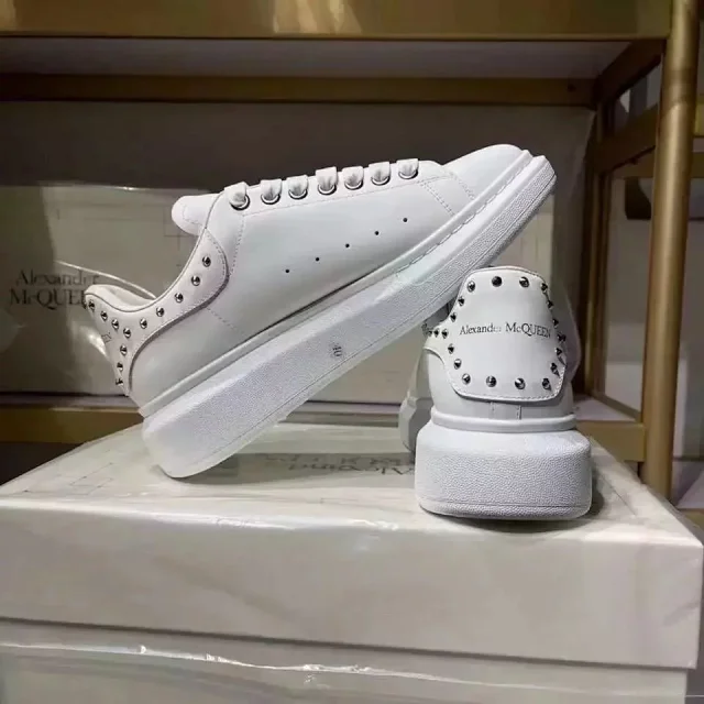 Alexander McQueen Sneakers Oversized low-top product detail image 14