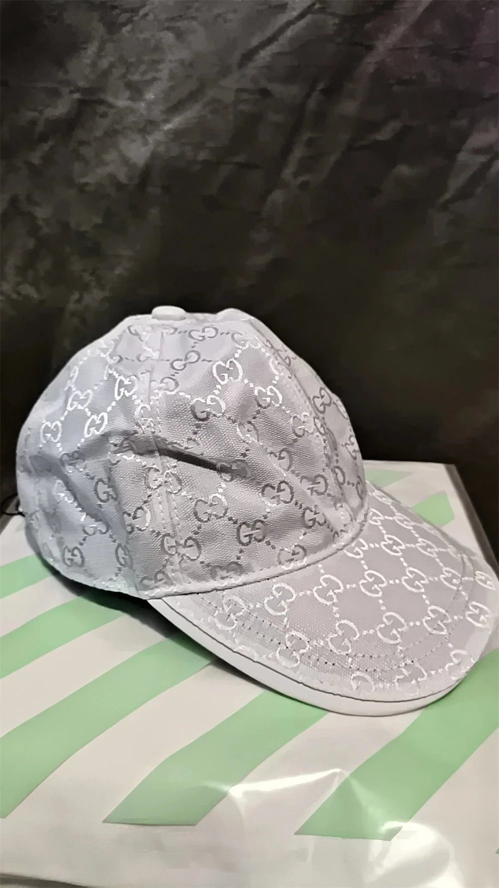 Burberry Hats Embroidered Baseball Cap — CKMZ-118(Special prices are final; no returns or exchanges.)