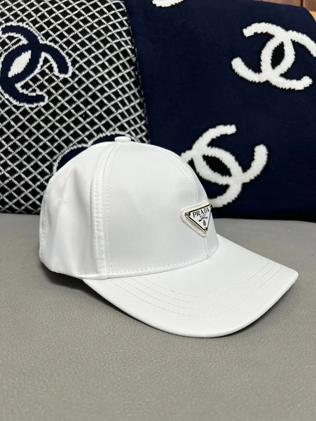 Burberry Hats Embroidered Baseball Cap product detail image 2