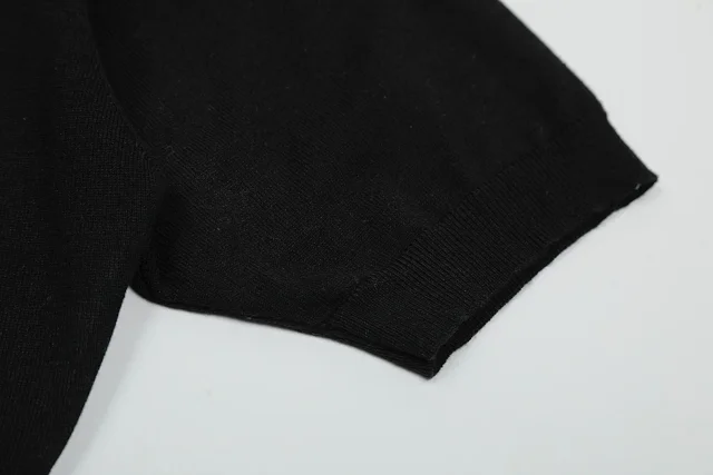 Kenzo Knitwear Short-Sleeve Knit Top with Flower Embroidery product detail image 4
