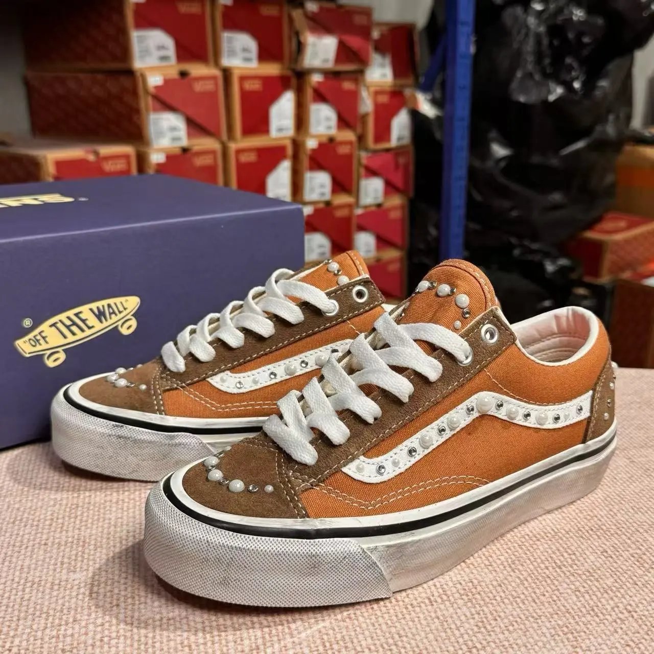Vans Casual Shoes Old Skool Low-Top — OTW brown and white