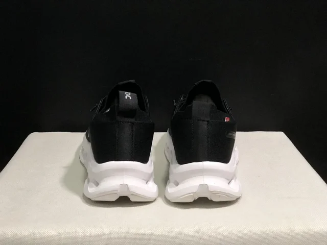 Loewe Sneakers Cloudtilt knit with perforated sole product detail image 2