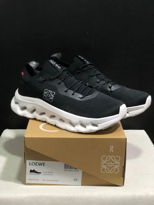 Loewe Sneakers Cloudtilt knit with perforated sole product detail image 3