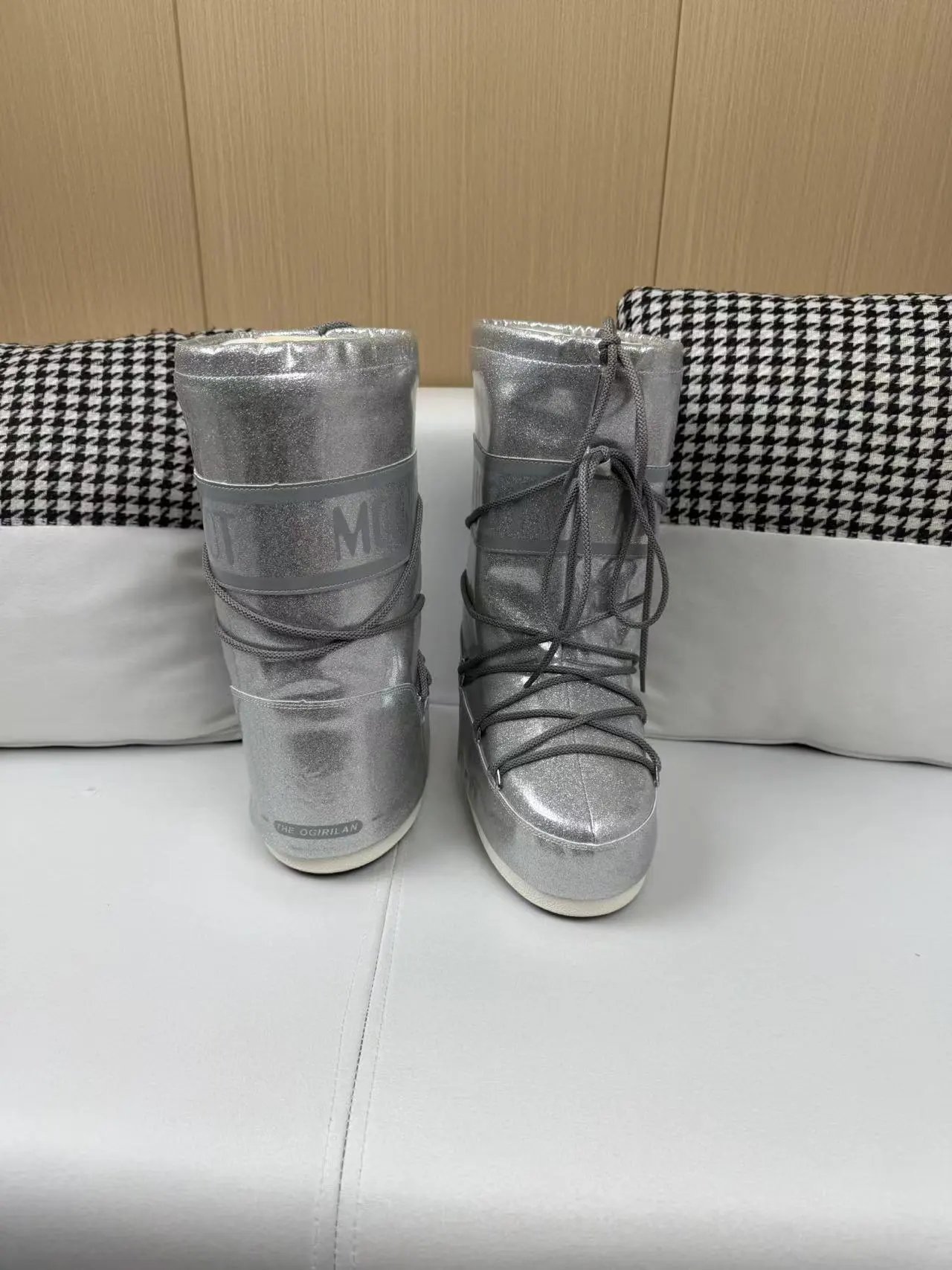 Design Moon Boot Shearling Wrap Boots White and Brown Snow Boots - 25