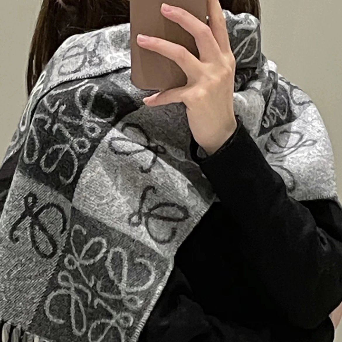 Loewe Scarves Anagram-pattern fringed scarf — Lowe black gray plaid
