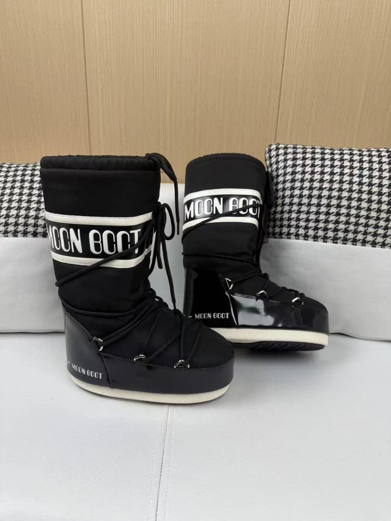 Design Moon Boot Shearling Wrap Boots White and Brown Snow Boots - 14