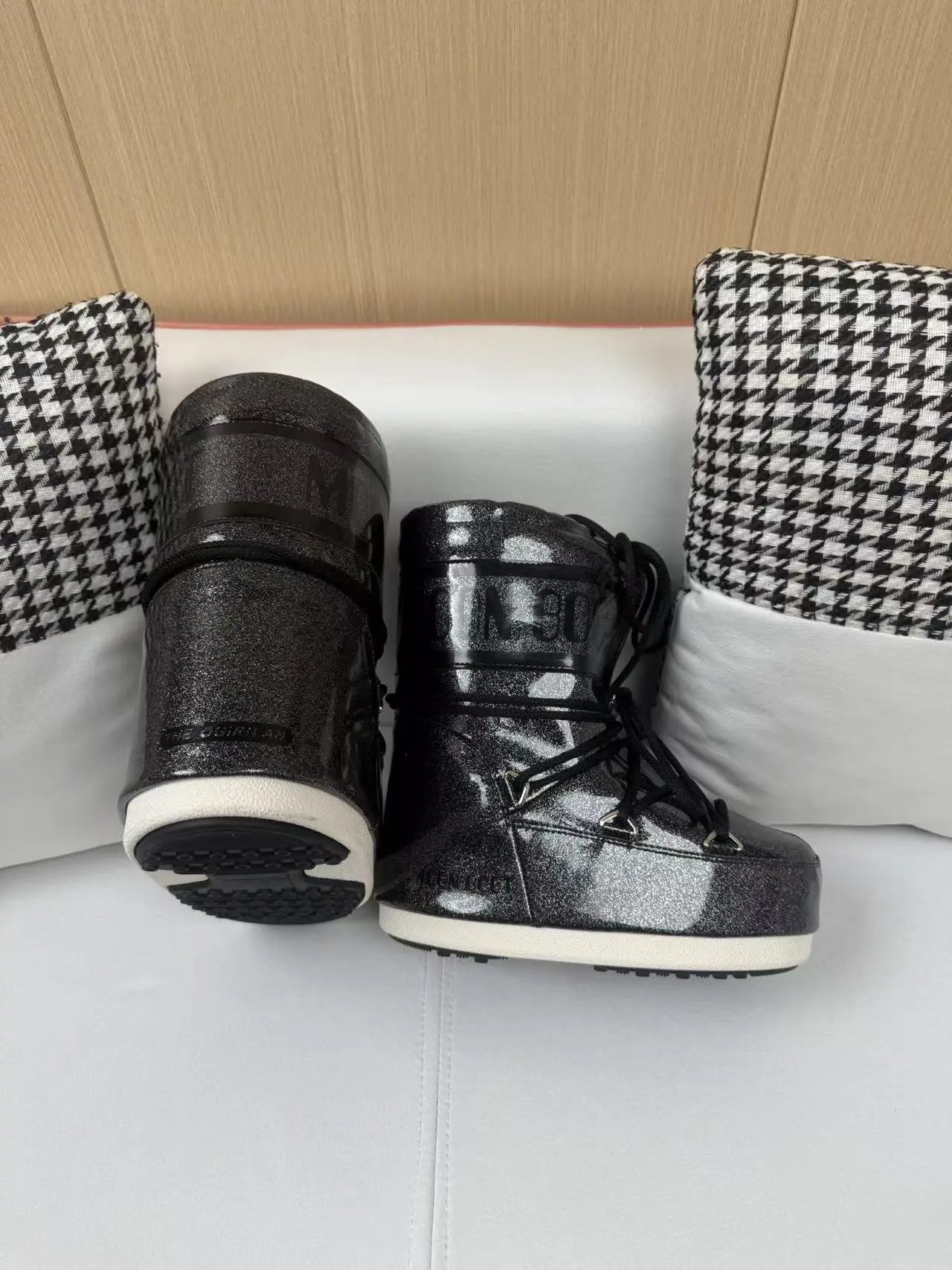 Design Moon Boot Shearling Wrap Boots White and Brown Snow Boots - 50