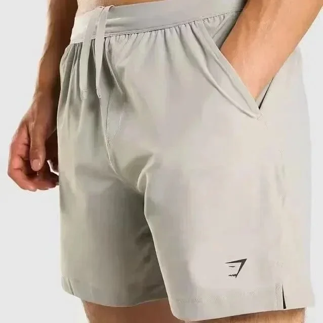 Gymshark Shorts Elastic-waist training with side pockets product detail image 4