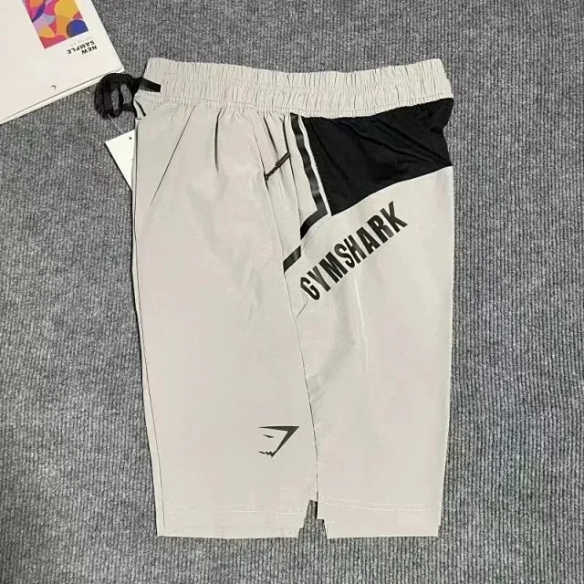 Gymshark Shorts Elastic-waist training with side pockets product detail image 9