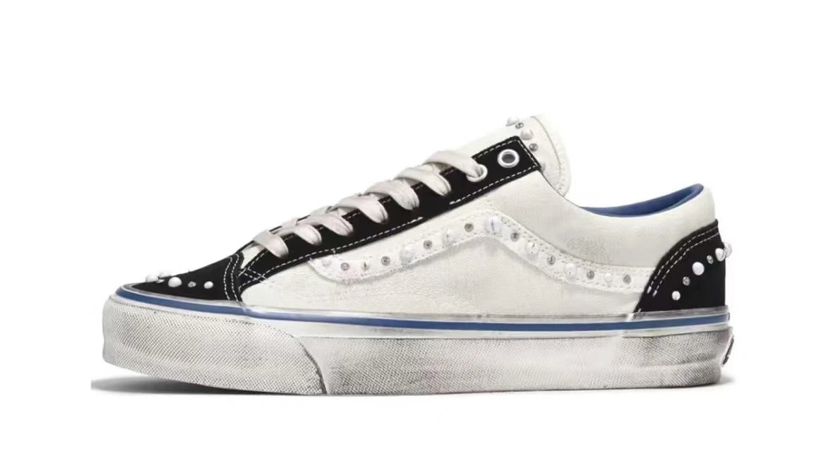 Vans Casual Shoes Old Skool Low-Top — OTW Black and white