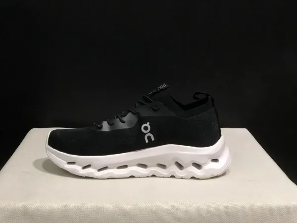 On Cloudtilt White Sneakers Running Shoes - 8