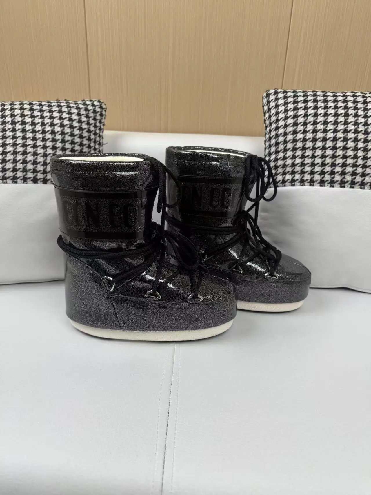 Design Moon Boot Shearling Wrap Boots White and Brown Snow Boots - 49
