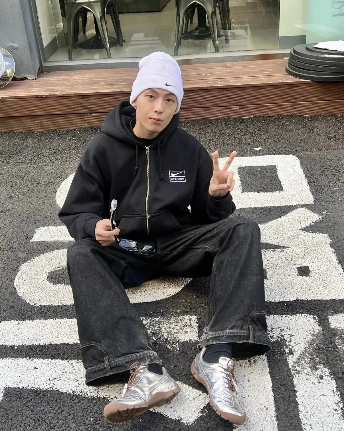 Stüssy x Nike City Series Black Hoodie and Sweatpants Set - 13