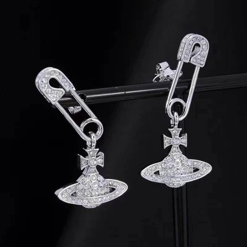 Unbranded Jewelry Orb and Cross Pendant Necklace — Pin earrings (silver)
