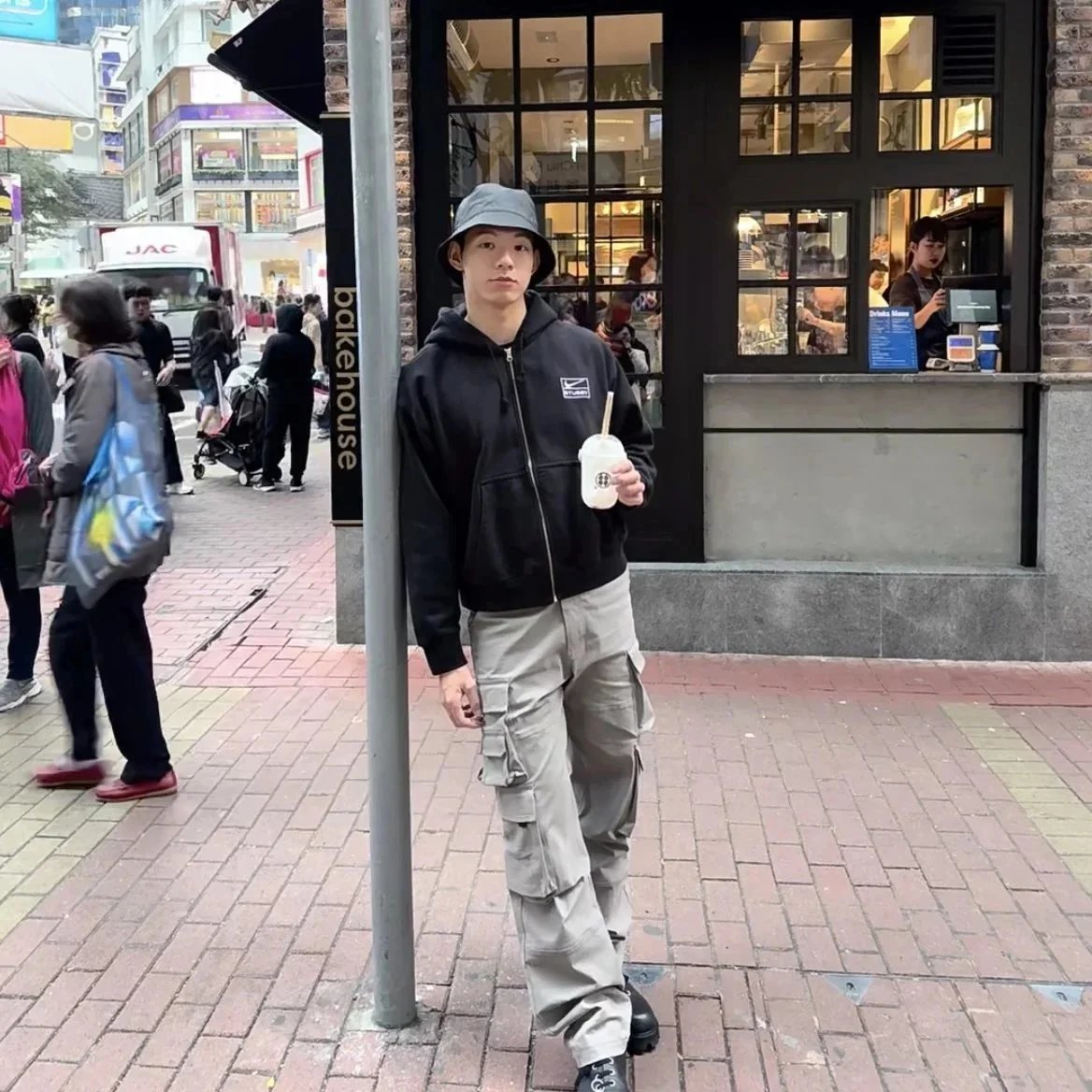 Stüssy x Nike City Series Black Hoodie and Sweatpants Set - 14