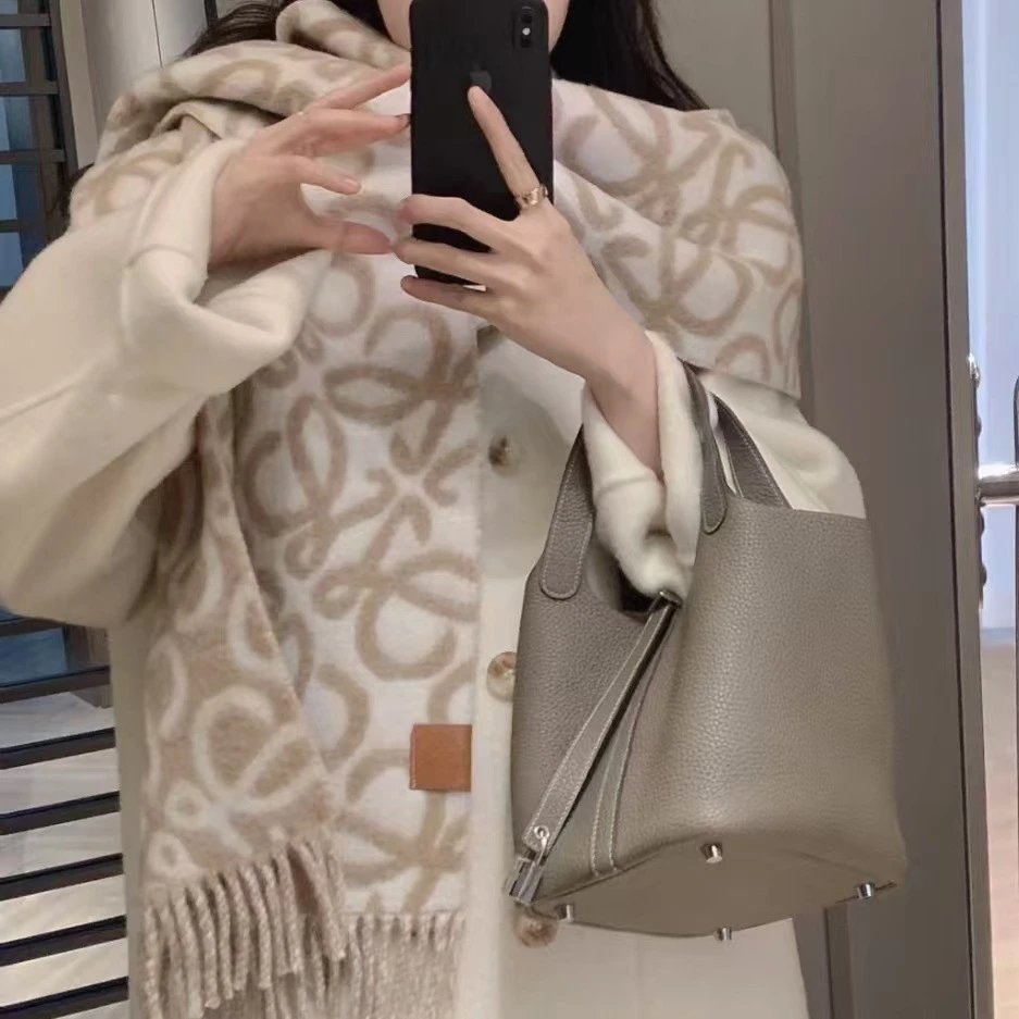 Loewe Scarves Anagram-pattern fringed scarf — Lowe White Full Letter Line YB