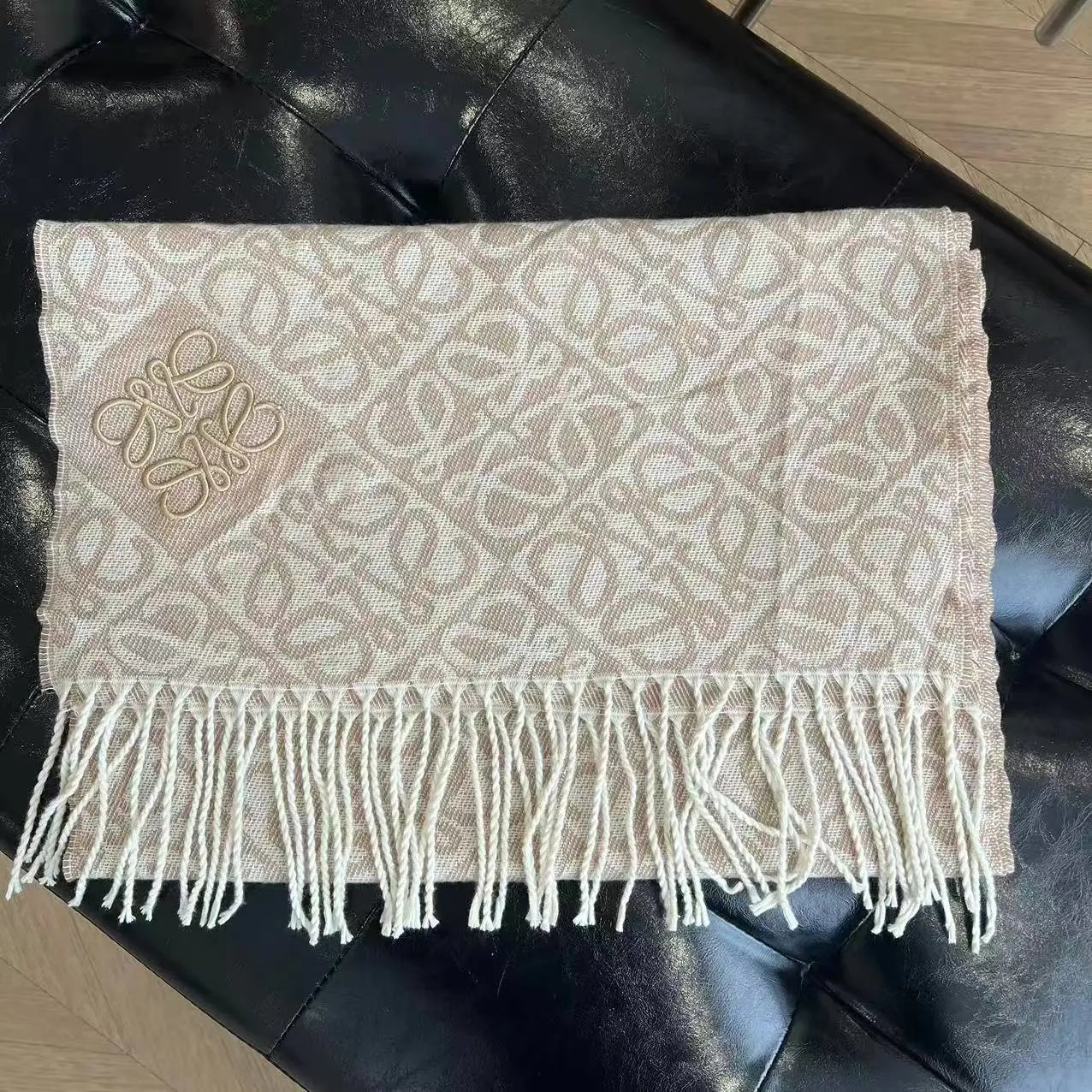 Loewe Scarves Anagram-pattern fringed scarf — Lowe three-dimensional embroidery stitching-khakis