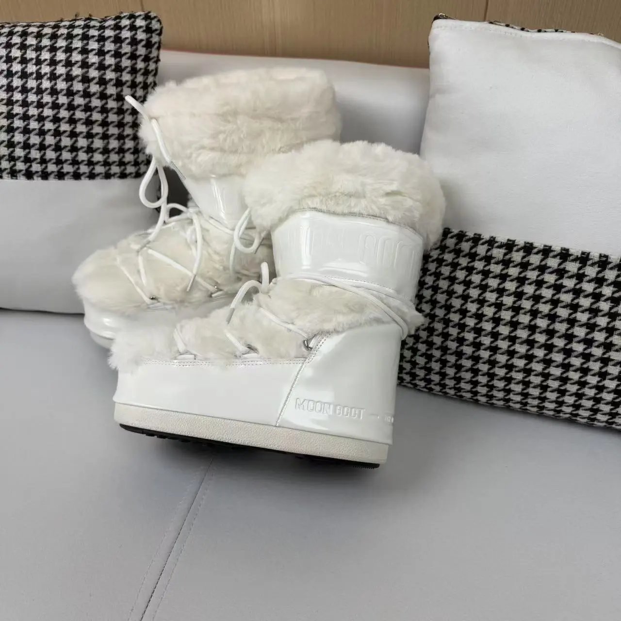 Design Moon Boot Shearling Wrap Boots White and Brown Snow Boots - 34