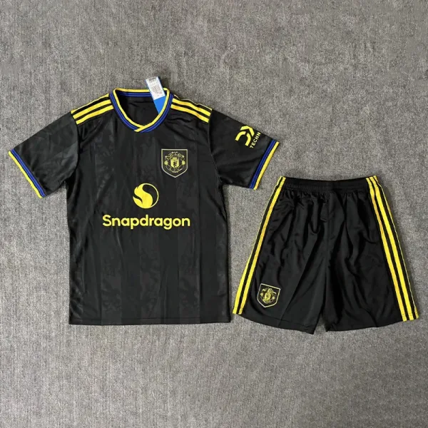 Manchester United x Snapdragon Third Kit Black Yellow Jersey Set - 1