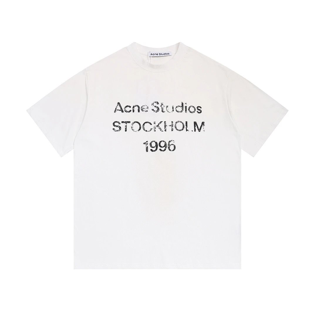 AC02 White