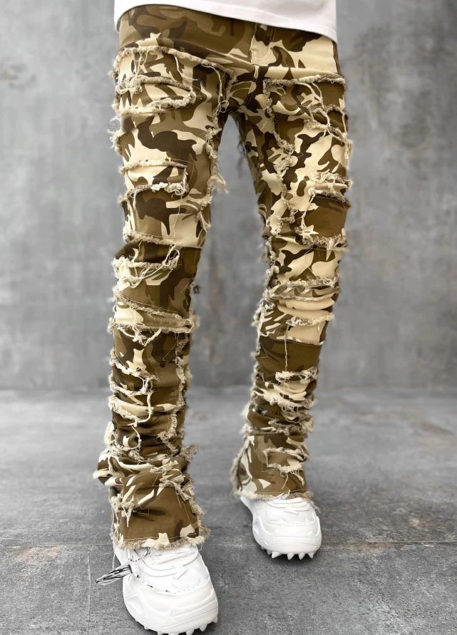 Off-White Distressed Patchwork Jeans Black - 50