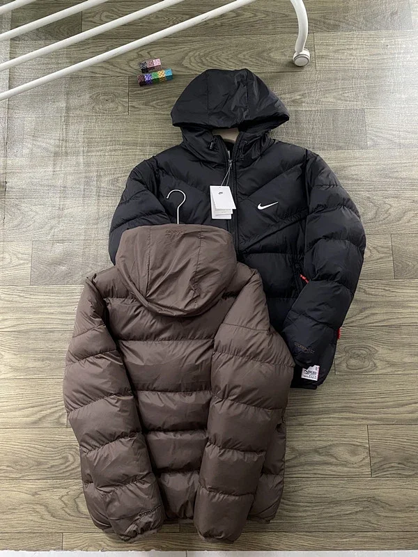 Nike Down Jackets Hooded puffer product detail image 3