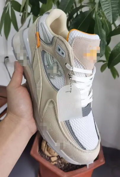 Louis Vuitton Archlight Sneakers Beige White Orange Sneakers - 1