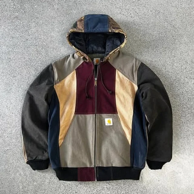 Carhartt Jackets Hooded zip-front jacket with graphic applique designs product detail image 10