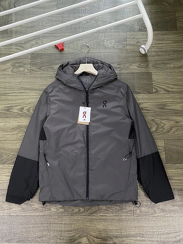 On Jackets Hooded colour-block zip jacket — Rock ash