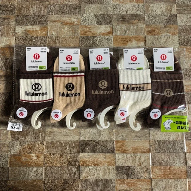 lululemon Socks Logo Crew Multipack product detail image 8
