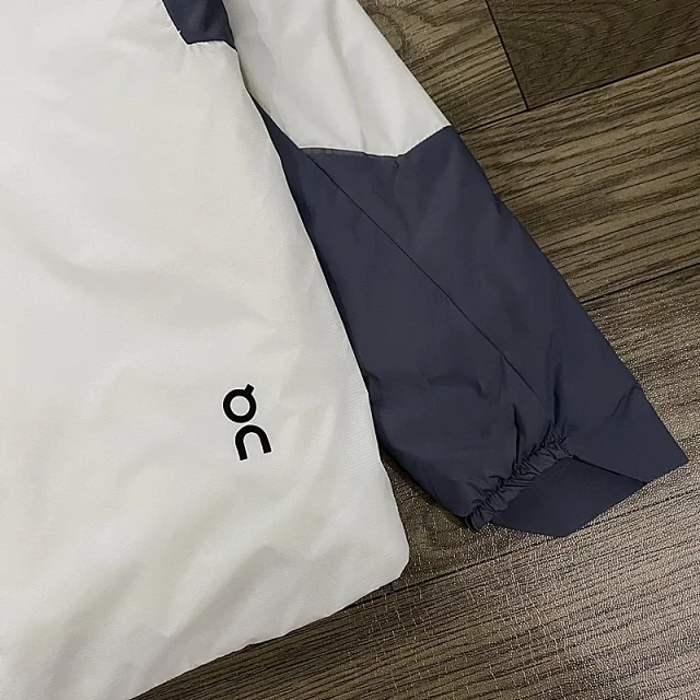 On Jackets Hooded colour-block zip jacket product detail image 19