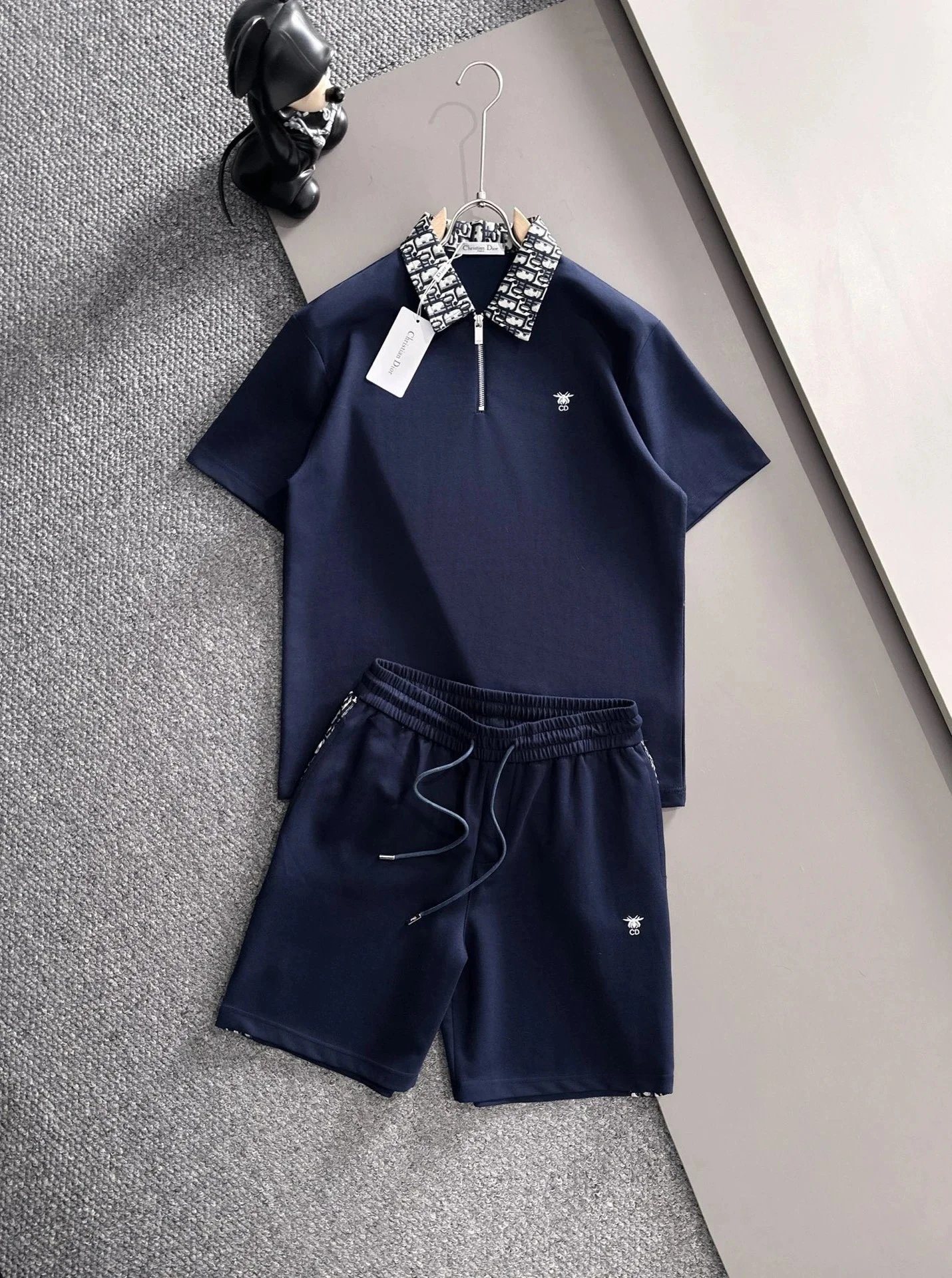 Balenciaga Matching Sets Short-Sleeve T-Shirt and Shorts Set — H530