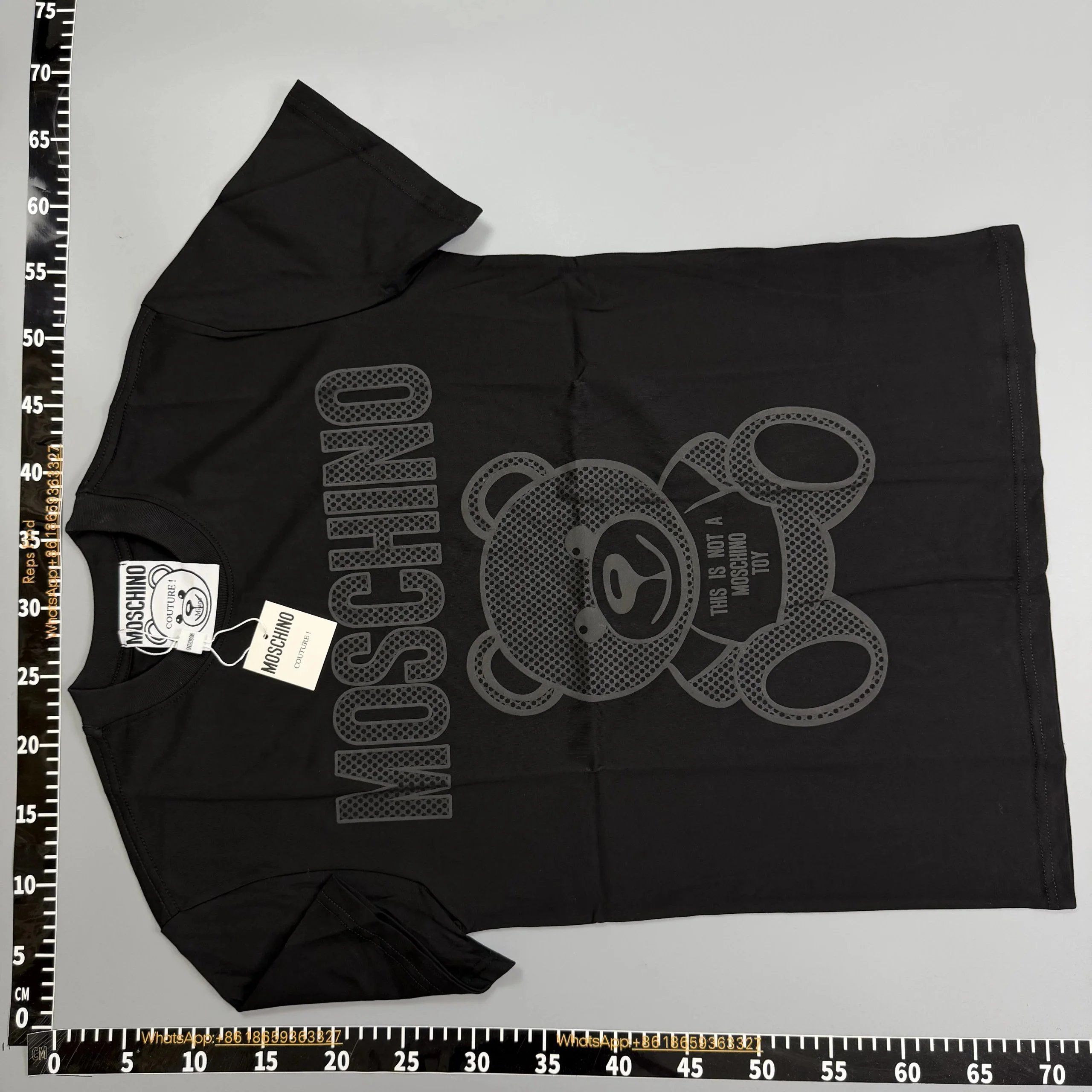 Burberry T-Shirts Short-Sleeve Logo Graphic — 23
